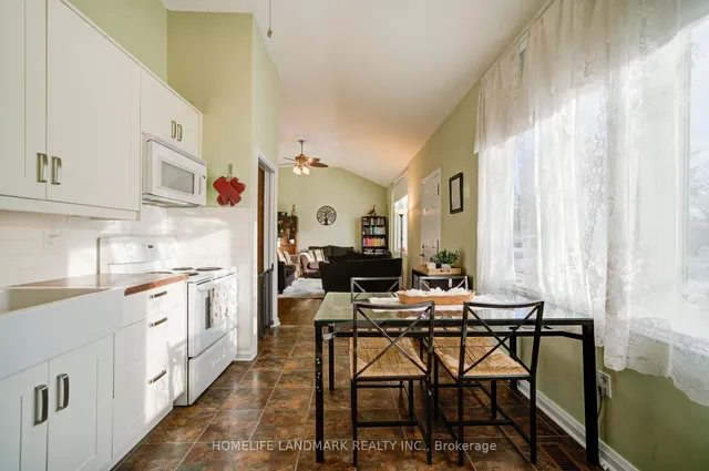 Additional image 5 of 35 Benshire Dr