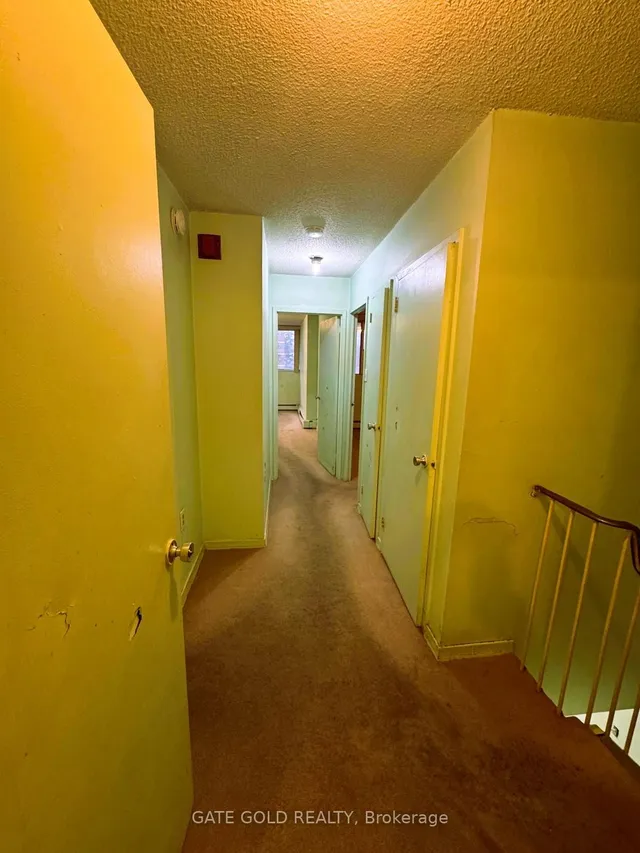 Additional image 14 of 1624 Bloor St Unit 17