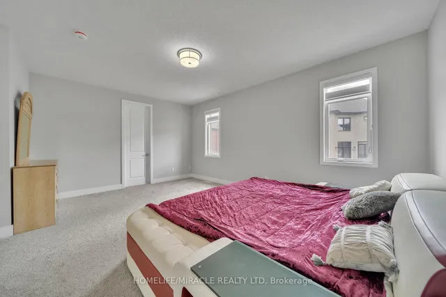 Additional image 24 of 36 Hollybrook Tr