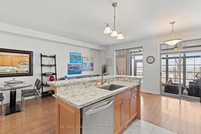 Additional image 7 of 1069 Beach Blvd