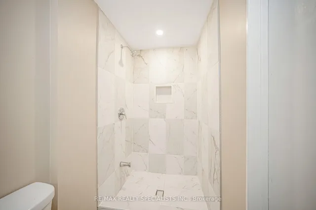 Additional image 43 of 26 Hercules Crt