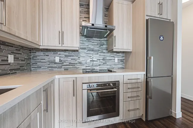 Additional image 11 of 2081 FAIRVIEW St Unit 812