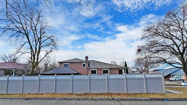 Additional image 33 of 23 Garfield Cres