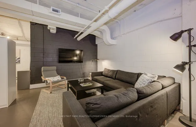 Additional image 26 of 404 King St Unit 307