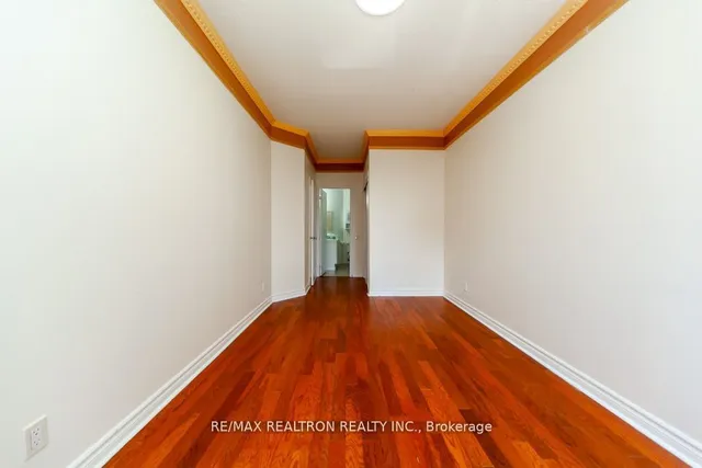 Additional image 23 of 555 Yonge St Unit #309