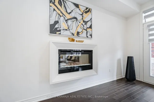 Additional image 19 of 483 Manhattan Common N/A