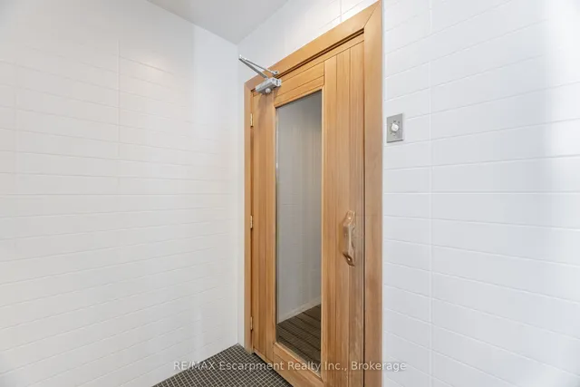 Additional image 30 of 150 East Liberty St Unit 2301