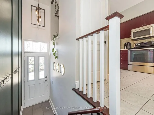 Additional image 10 of 5080 Fairview St Unit 9