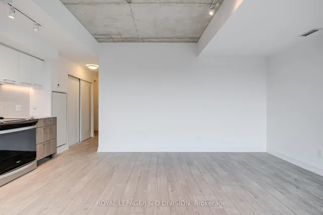 Additional image 9 of 665 Queen St Unit 517