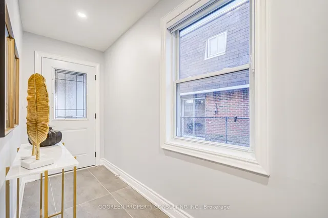 Additional image 26 of 36 Heatherside Dr