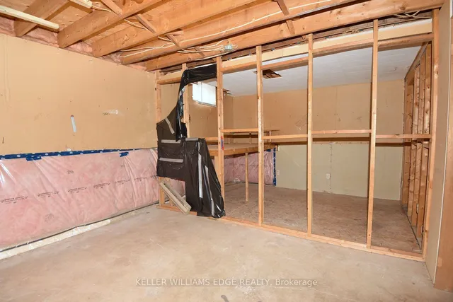 Additional image 36 of 16 Simcoe St