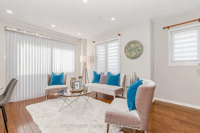 Additional image 7 of 1 Clover Bloom Rd