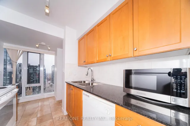 Additional image 13 of 210 Victoria St Unit 2404