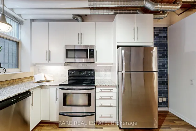 Additional image 10 of 736 Dundas St Unit 101