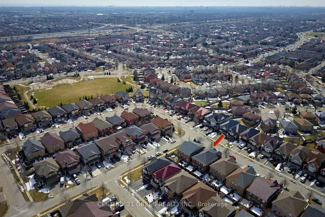 Additional image 3 of 4515 Centretown Way