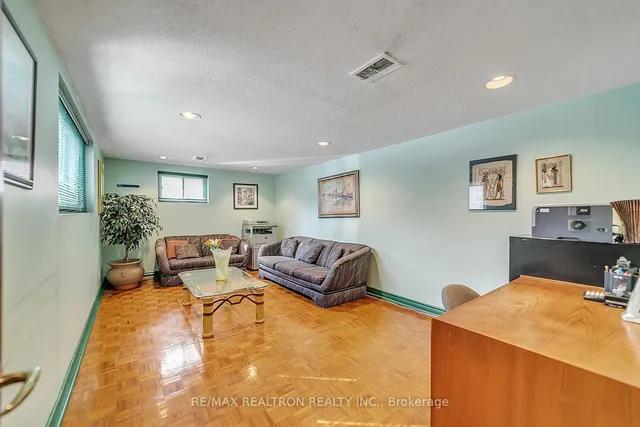 Additional image 31 of 300 Spring Garden Ave