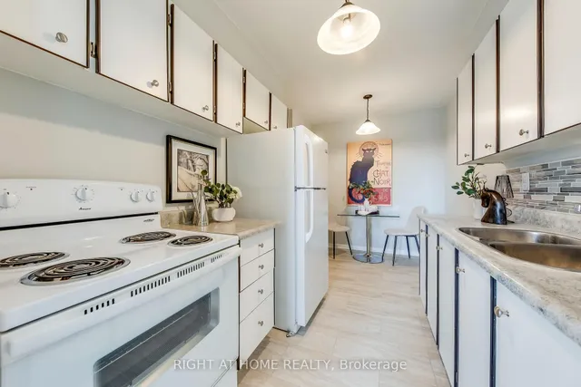 Additional image 16 of 45 Southport St Unit 412