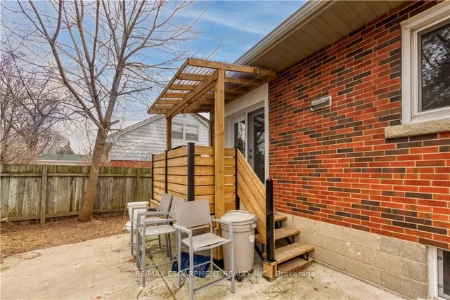 Additional image 34 of 39 Bland Ave