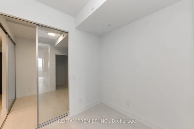 Additional image 34 of 308 Jarvis St Unit 914