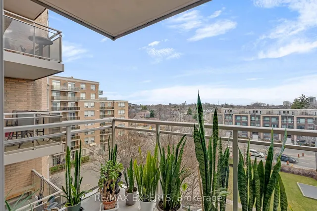 Additional image 7 of 650 Lawrence Ave Unit 602