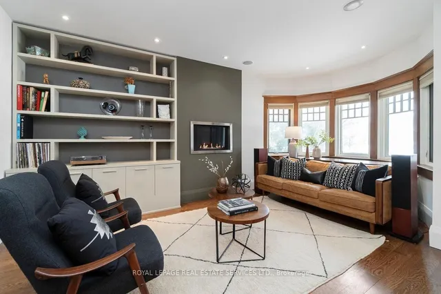 Additional image 6 of 33 Tyrrel Ave