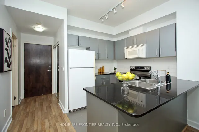 Additional image 9 of 12 Yonge St Unit 2403