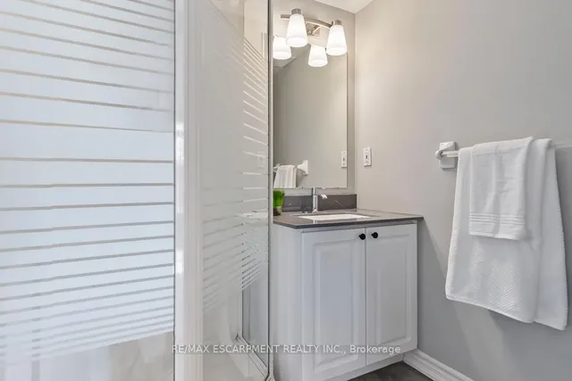 Additional image 20 of 1830 WALKERS Line Unit 301