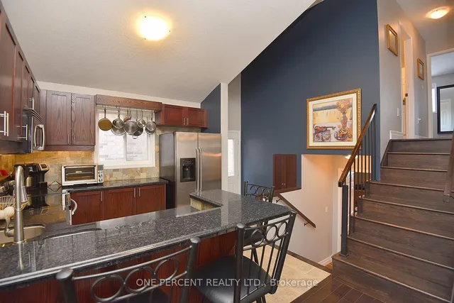 Additional image 12 of 552 Southridge Dr