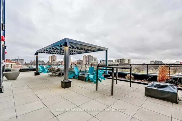 Additional image 32 of 60 Charles St Unit 1802