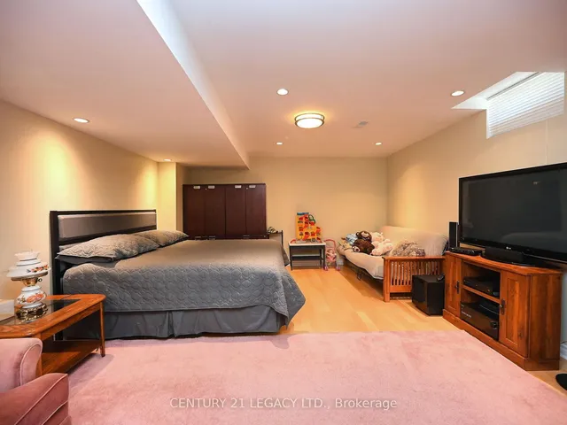Additional image 38 of 32 Bluewater Cres