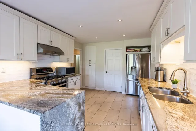 Additional image 14 of 23 Meander Clse