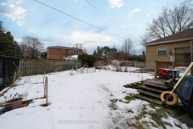 Additional image 19 of 9 Fieldway Rd