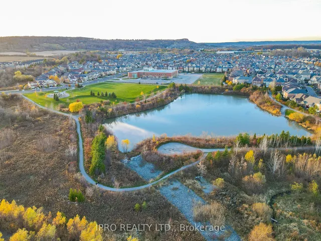 Additional image 40 of 346 Landsborough Ave