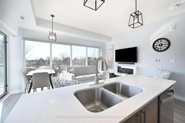 Additional image 18 of 16 Markle Cres Unit 409