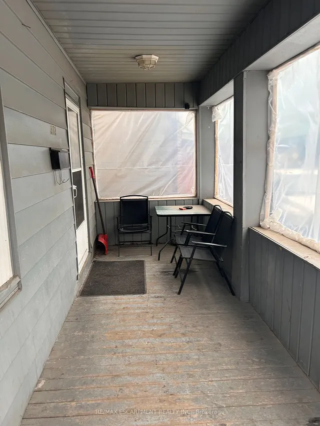 Additional image 3 of 372 Beach Rd