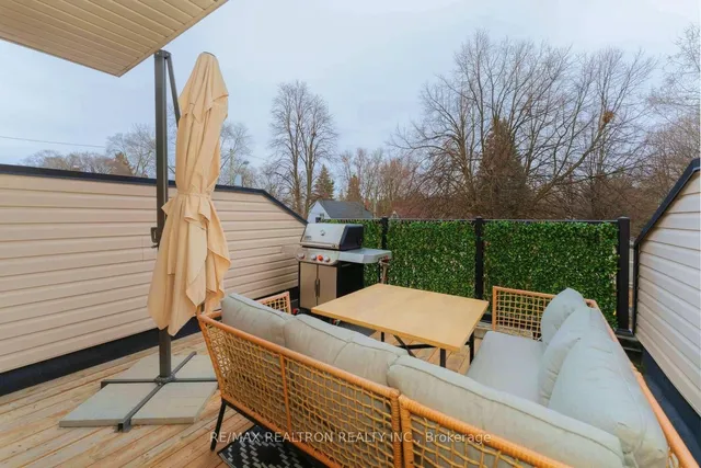 Additional image 15 of 2833 St. Clair Ave