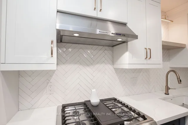 Additional image 6 of 1809 Upper Wentworth St Unit 22