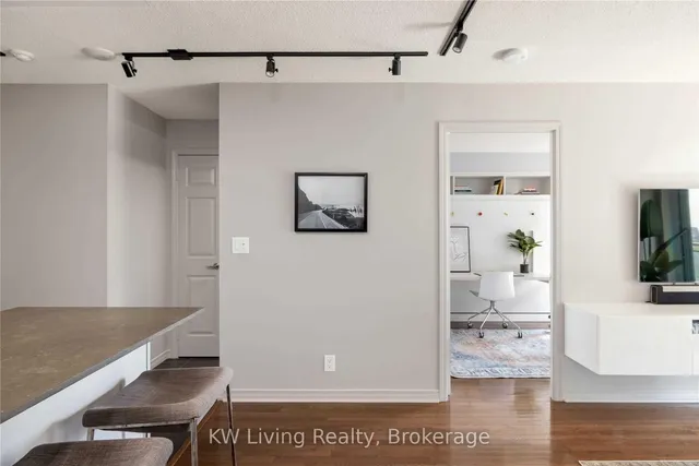 Additional image 23 of 736 Spadina Ave Unit 1411