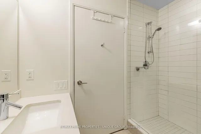 Additional image 22 of 30 Roehampton Ave Unit 308