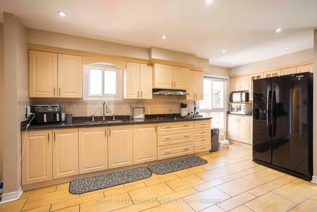 Additional image 6 of 2 Dailing Gate Unit 12