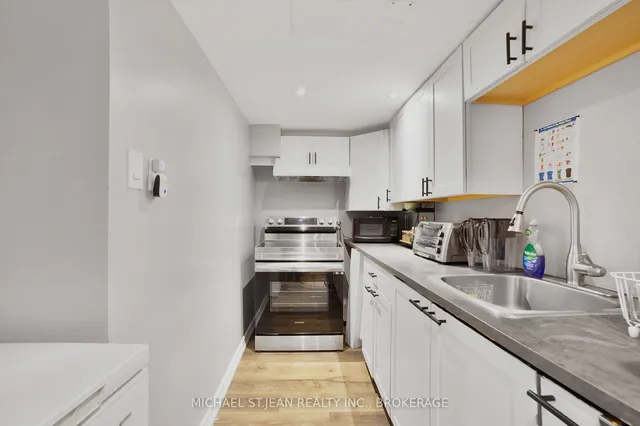 Additional image 33 of 158 Arkell St