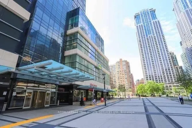 Additional image 40 of 386 Yonge St Unit 2516