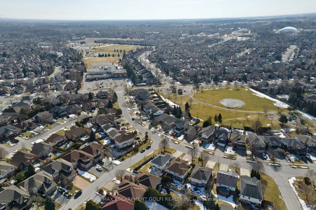 Additional image 40 of 22 BRIDGEPORT Cres