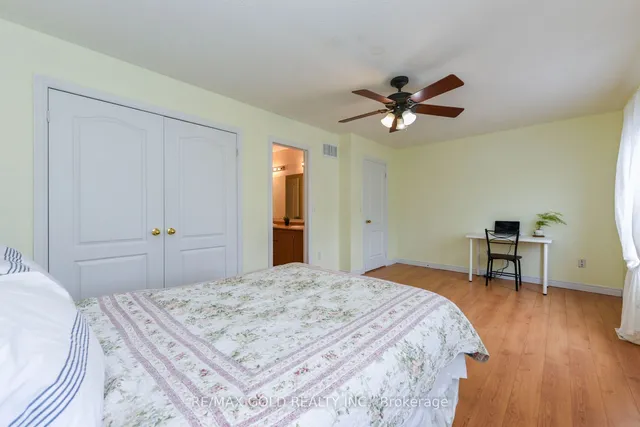 Additional image 27 of 23 Attview Cres