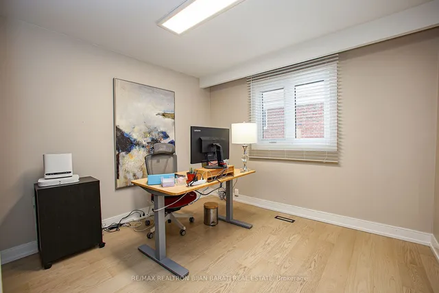 Additional image 30 of 66 Moore Park Ave