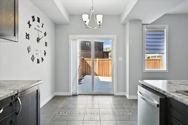 Additional image 15 of 103 Springvalley Cres