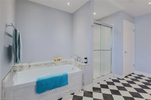 Additional image 23 of 2407 Woodward Ave Unit 2