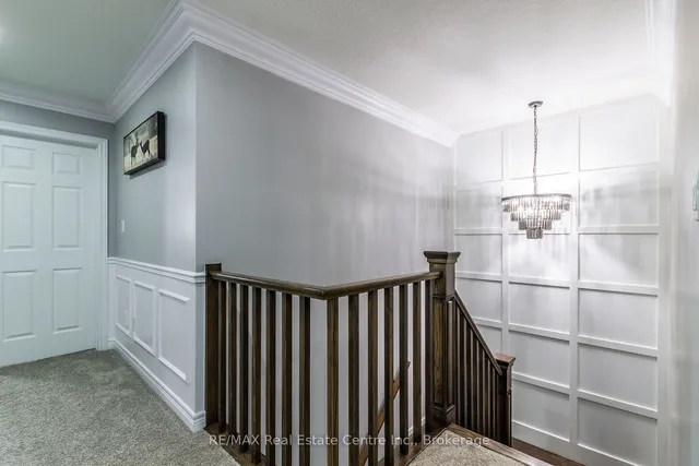 Additional image 16 of 616 Florencedale Cres