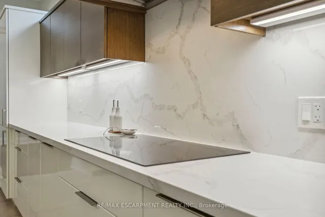 Additional image 10 of 60 Garden Ave