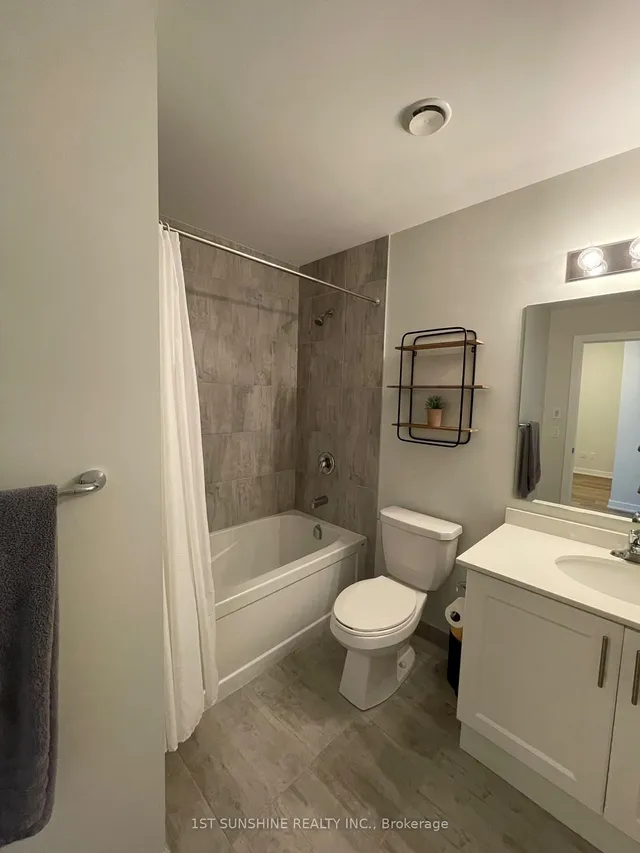 Additional image 15 of 600 NORTH SERVICE Rd Unit 214